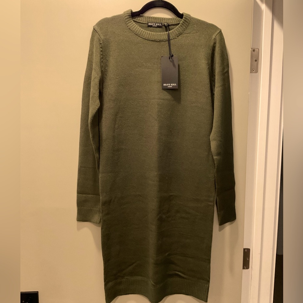 Long sleeve mid thigh, sweater dress